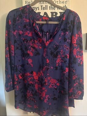 NYDJ Pink & Floral Pattern Pintuck Blouse 1/2 Button Size XL